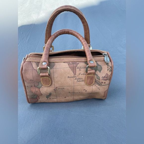 Gitano Handbags - VTG GITANO Mini Map Novelty Bag